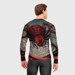 Рашгард с принтом Красный паук для мужчины, вид на модели сзади №2. Цвет основы: белый