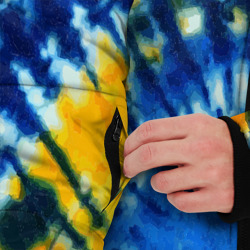 Куртка с принтом Tie dye стиль хиппи для мужчины, вид на модели спереди №3. Цвет основы: черный
