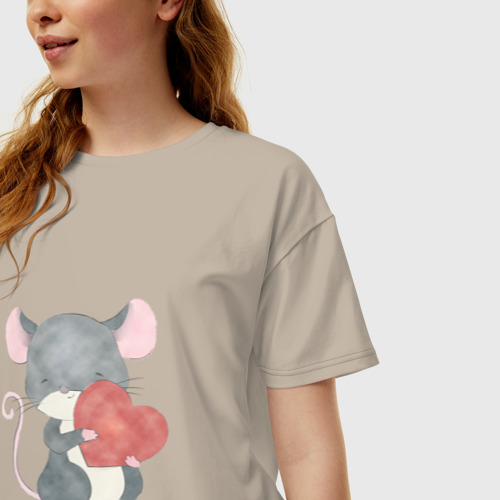 Женская футболка хлопок Oversize с принтом Мышка с любовью, фото на моделе #1