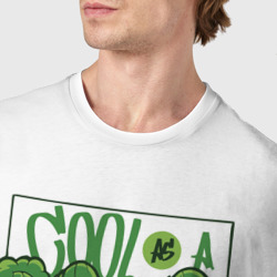 Футболка с принтом Cool a cucumber для мужчины, вид на модели спереди №4. Цвет основы: белый