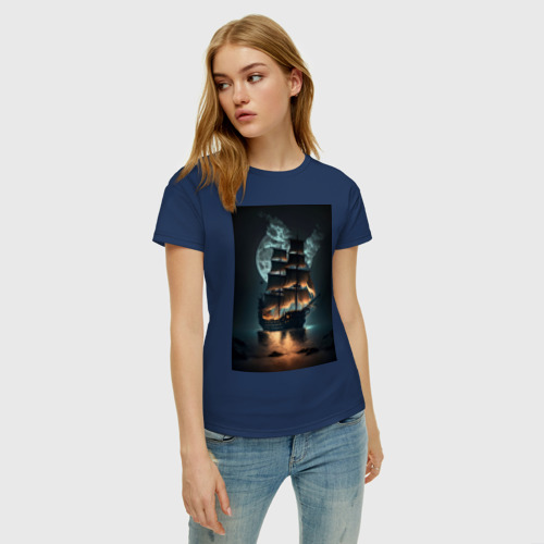 Женская футболка хлопок с принтом Летучий голландец, фото на моделе #1
