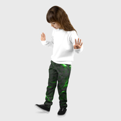 Детские брюки 3D Разломленные плиты с зеленым пламенем - фото 2