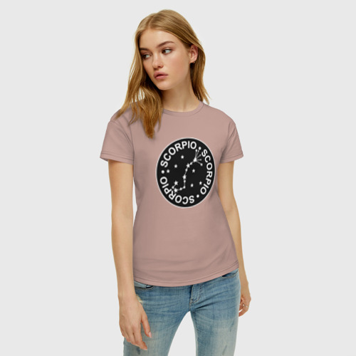 Женская футболка хлопок с принтом Скорпион - знак зодиака, фото на моделе #1