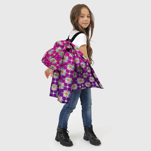 Зимняя куртка для девочек 3D с принтом Абстрактные разноцветные узоры на пурпурно-фиолетовом фоне, фото #4