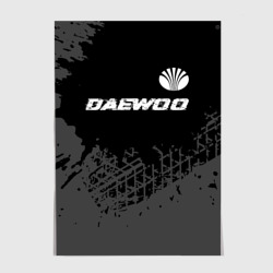 Постер Daewoo Speed на темном фоне со следами шин: символ сверху