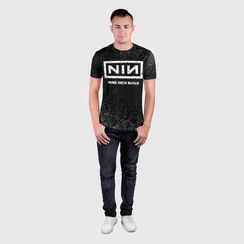 Мужская футболка 3D Slim с принтом Nine Inch Nails с потертостями на темном фоне, вид сбоку #3