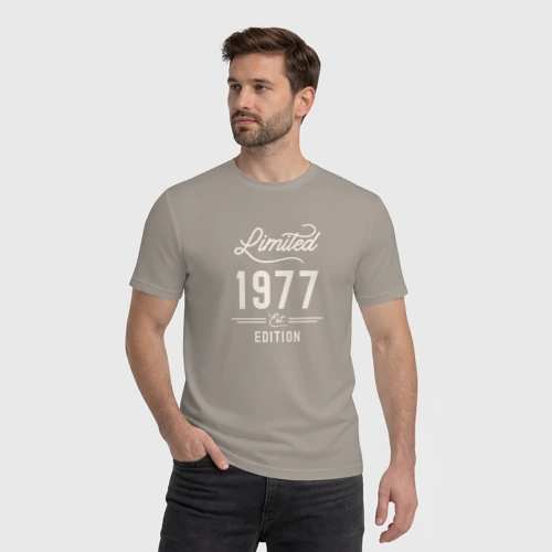 Мужская футболка хлопок с принтом 1977 ограниченный выпуск, фото на моделе #1