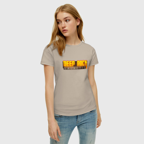 Женская футболка хлопок с принтом Deep Rock Galactic logo, фото на моделе #1