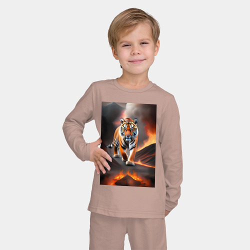 Детская пижама с лонгсливом хлопок с принтом Тигр идущей по горящей лаве, фото на моделе #1