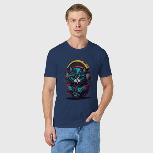 Мужская футболка хлопок с принтом Dj кот, фото на моделе #1