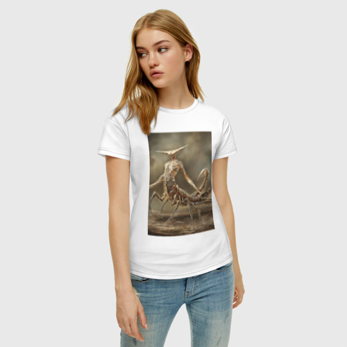 Женская футболка хлопок с принтом Скорпион фантастика, фото на моделе #1