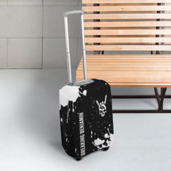 Чехол для чемодана 3D Breaking Benjamin и рок символ на темном фоне - фото 2