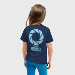 Светящаяся футболка с принтом Test subject Portal для любого человека, вид сзади №3. Цвет основы: темно-синий