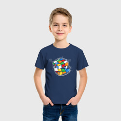 Футболка с принтом Кубик Рубика и математика для ребенка, вид на модели спереди №2. Цвет основы: темно-синий
