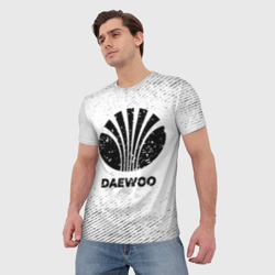 Мужская футболка 3D Daewoo с потертостями на светлом фоне - фото 2