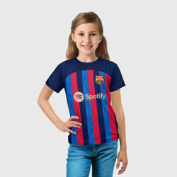 Футболка с принтом Лионель Месси Барселона форма 22-23 домашняя для ребенка, вид на модели спереди №3. Цвет основы: белый