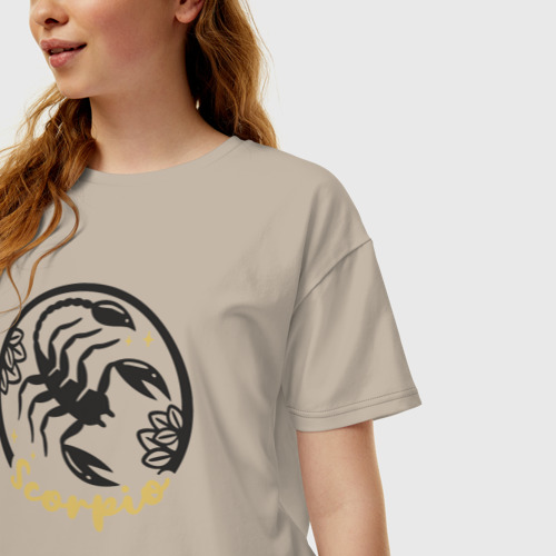 Женская футболка хлопок Oversize с принтом Скорпион знаки зодиака, фото на моделе #1