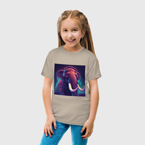 Детская футболка хлопок Слон в наушниках, цвет миндальный - фото 5