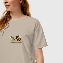 Женская футболка хлопок Oversize Продуктовая корзина с пчёлами - фото 2