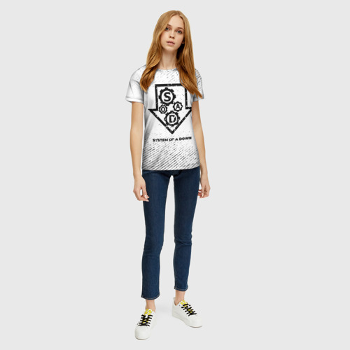 Женская футболка 3D с принтом System of a Down с потертостями на светлом фоне, вид сбоку #3