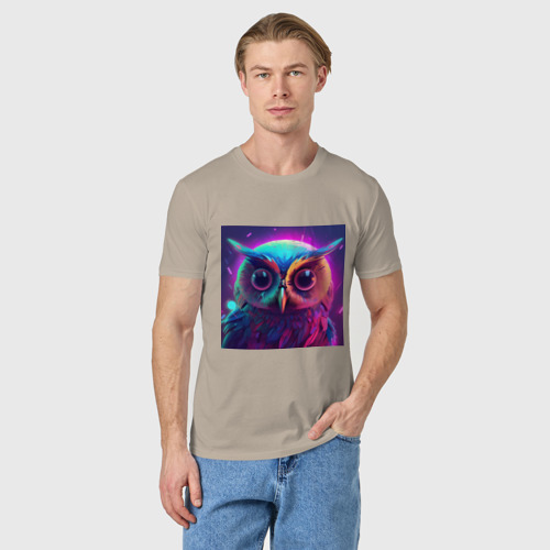 Мужская футболка хлопок Сова в неоне, цвет миндальный - фото 3