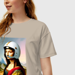 Женская футболка хлопок Oversize Мона Лиза в шлеме - нейросеть - фото 2