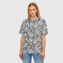 Женская футболка oversize 3D Декоративные цветы на фоне зебры - фото 2