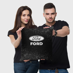 Подушка 3D Ford с потертостями на темном фоне - фото 2