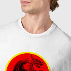 Футболка с принтом Костняной дракон для мужчины, вид на модели спереди №4. Цвет основы: белый