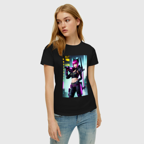 Женская футболка хлопок с принтом Девчонка-кошка - кибер-самурай, фото на моделе #1