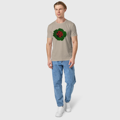 Мужская футболка хлопок с принтом Божья коровка на листике, вид сбоку #3