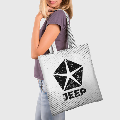 Шоппер 3D с принтом Jeep с потертостями на светлом фоне, фото на моделе #1