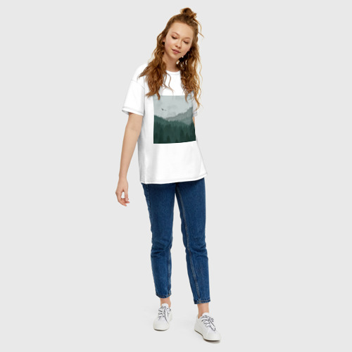Женская футболка хлопок Oversize Туманные холмы и лес, цвет белый - фото 5
