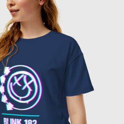 Футболка с принтом Blink 182 glitch rock для женщины, вид на модели спереди №2. Цвет основы: темно-синий