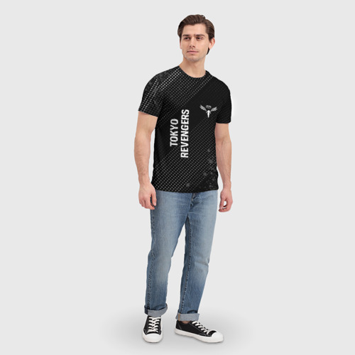 Мужская футболка 3D с принтом Tokyo Revengers glitch на темном фоне: надпись, символ, вид сбоку #3