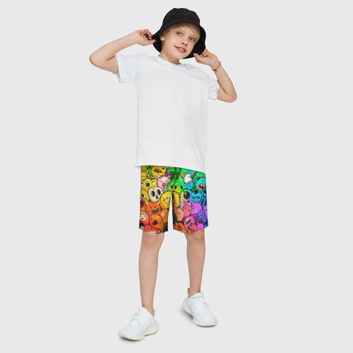 Детские спортивные шорты 3D с принтом Мультяшные монстрики, фото на моделе #1