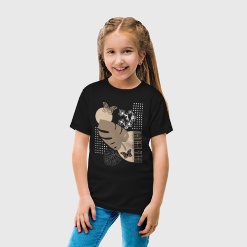 Детская футболка хлопок с принтом Листья и бабочки в бежевых тонах, вид сбоку #3