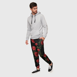Мужские брюки 3D Красные розы на черном - паттерн - фото 2