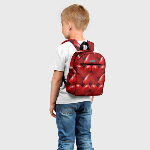 Детский рюкзак 3D с принтом Red hearts, фото на моделе #1