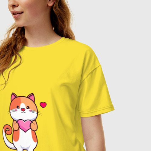 Женская футболка хлопок Oversize с принтом Милый кот с сердцем, фото на моделе #1