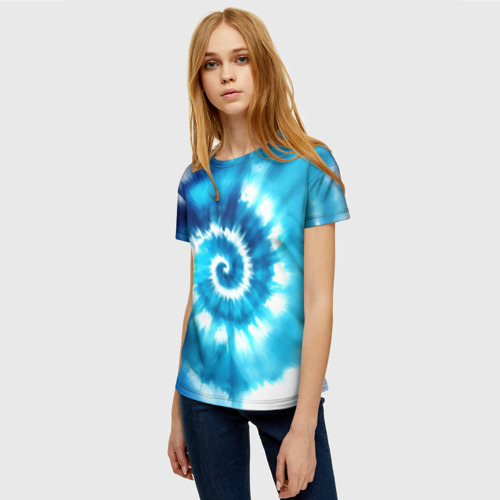 Женская футболка 3D с принтом Тай-дай: бело-голубая спираль, фото на моделе #1