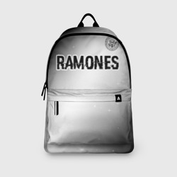Рюкзак с принтом Ramones glitch на светлом фоне: символ сверху для любого человека, вид спереди №3. Цвет основы: белый
