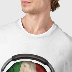 Футболка с принтом Italy skull music для мужчины, вид на модели спереди №4. Цвет основы: белый