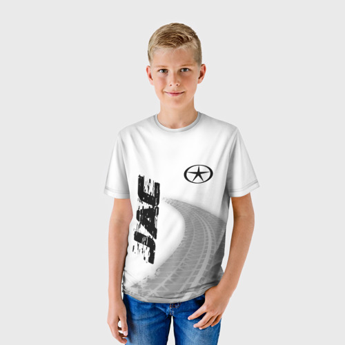 Детская футболка 3D с принтом JAC speed на светлом фоне со следами шин: надпись, символ, фото на моделе #1