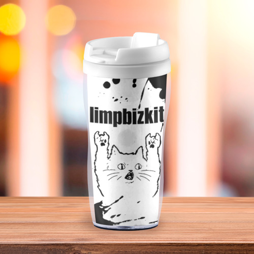 Термокружка-непроливайка Limp Bizkit рок кот на светлом фоне - фото 3