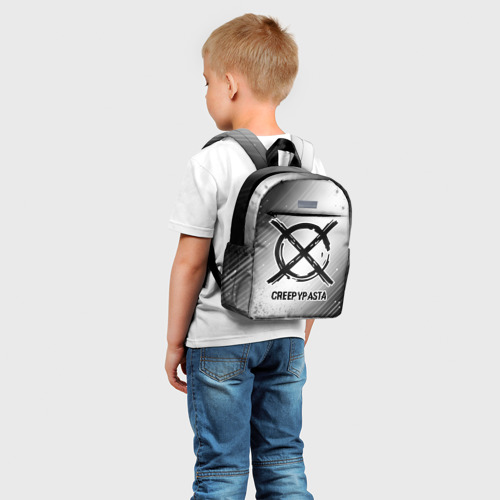 Детский рюкзак 3D с принтом CreepyPasta glitch на светлом фоне, фото на моделе #1