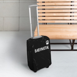 Чехол для чемодана 3D Babymetal glitch на темном фоне: символ сверху - фото 2