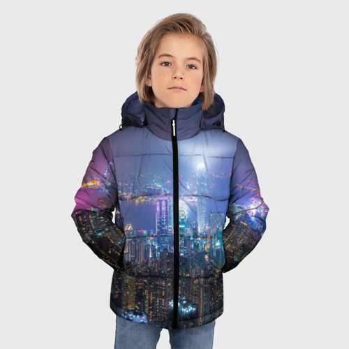 Зимняя куртка для мальчиков 3D с принтом Большой город в розово-голубых огнях, фото на моделе #1