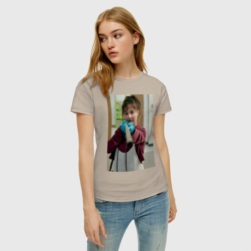 Женская футболка хлопок с принтом В метре друг от друга Стелла, фото на моделе #1
