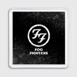 Магнит 55*55 Foo Fighters с потертостями на темном фоне